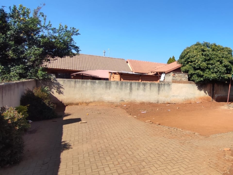 0 Bedroom Property for Sale in Geelhoutpark North West